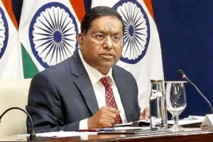 প্রধানমন্ত্রীর ভারত সফর নিয়ে নতুন ব্যাখ্যা