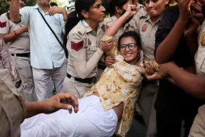 দিল্লিতে ছাত্রনেত্রী নেহা বোরাকে আটক