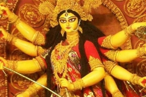 ঢাকঢোল আর শঙ্খধ্বনিতে শুরু দুর্গোৎসব, মণ্ডপে মণ্ডপে উৎসবের আমেজ
