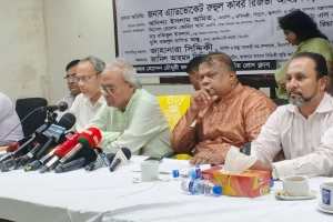 জামায়াত হাসিনার পথেই হাঁটতে ভালোবাসে: রিজভী