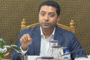 পুলিশকে না জানিয়ে ববি হাজ্জাজের কার্যালয় থেকে মাদকবিরোধী অভিযান