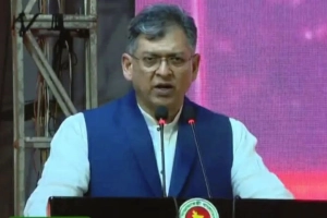 ‘প্রতিবেশী দেশের ভরসায় ক্ষমতায় থাকার রাজনীতিতে বিশ্বাস করি না’
